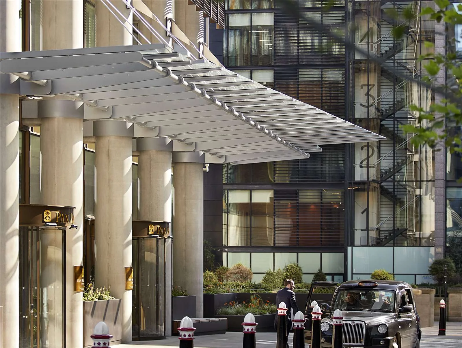 london-one-bishopsgate-plaza-pan-pacific-hotel-entrance-ec3a London One Bishopsgate Plaza Pan Pacific Hotel Entrance Ec3a