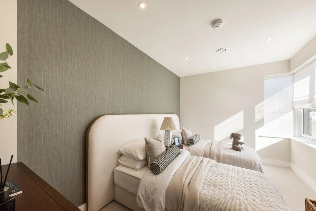 London Square Twickenham Green Plot8 Second Bedroom Tw2