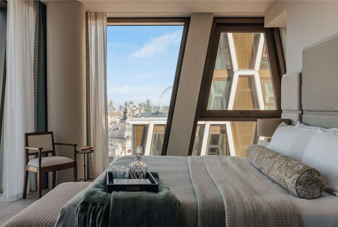 London The Broadway Westminster Sw1h Second Bedroom London Eye City View