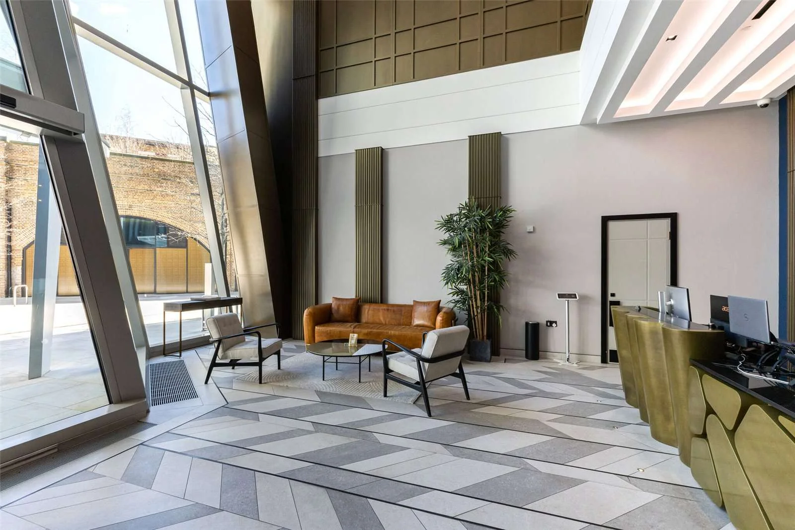 london-the-stage-shoreditch-ec2a-residents-concierge-lobby-reception-14 London The Stage Shoreditch Ec2a Residents Concierge Lobby Reception