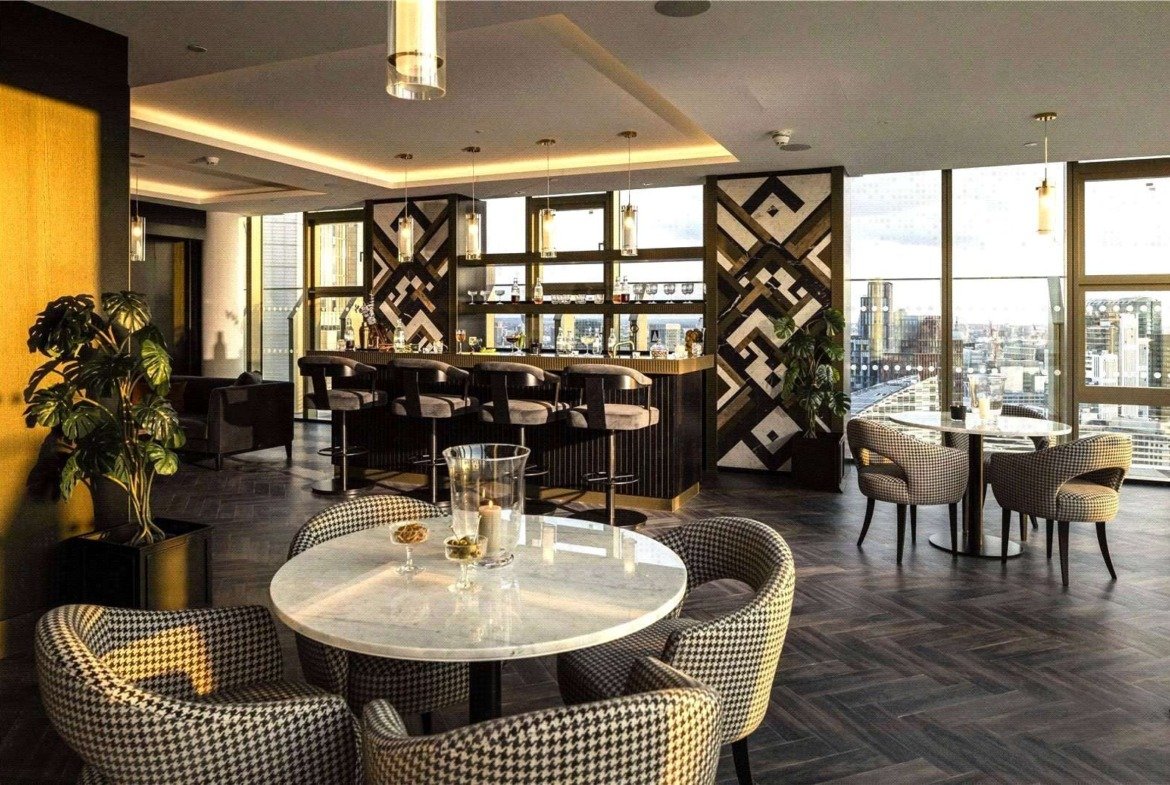 London The Stage Sky Lounge Bar 32nd Floor Shoreditch Ec2a