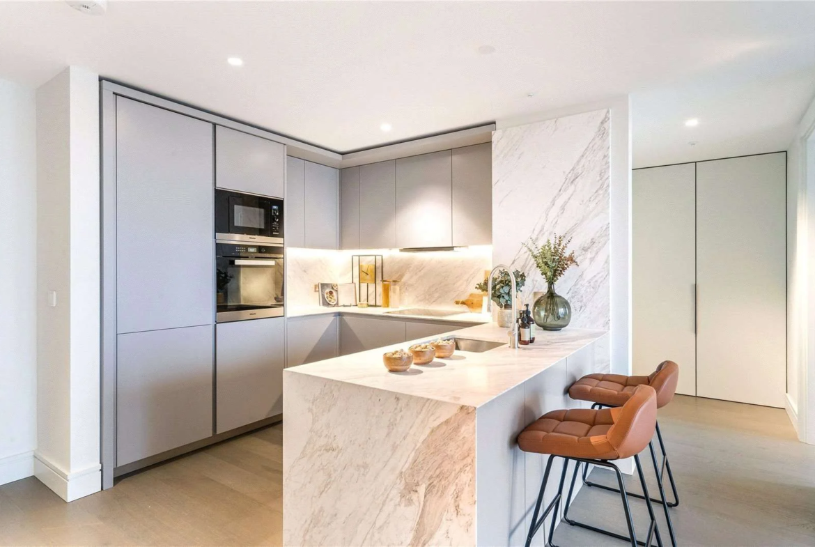 One Bishopsgate Plaza Houndsditch City Of London Ec3a Kitchen Marble Island Miele Appliances