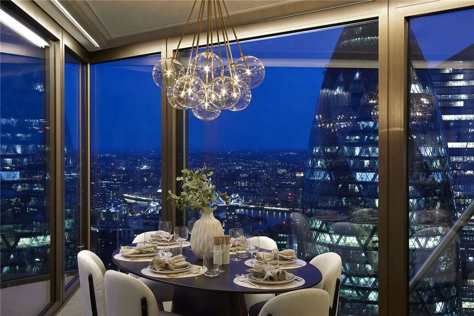 One Bishopsgate Plaza London Ec3a Dining Room Gherkin Night View