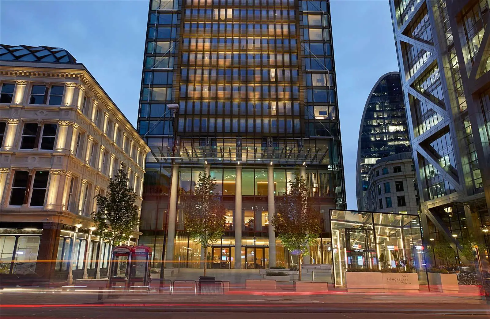 One Bishopsgate Plaza London Ec3a Tower Entrance Night