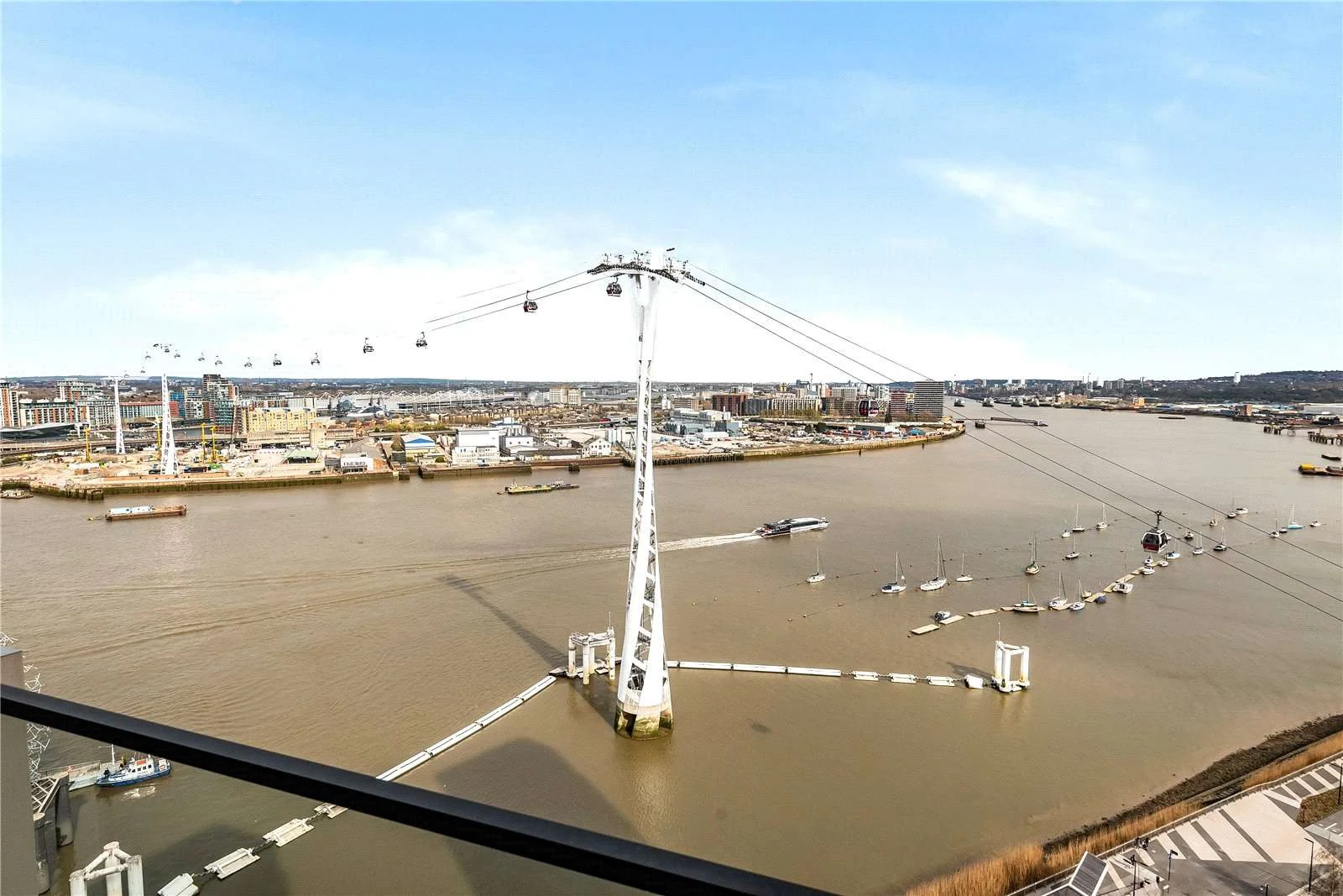 Peninsula Riverfront Greenwich London Se10 Balcony View Thames Cable Car Elizabeth Line