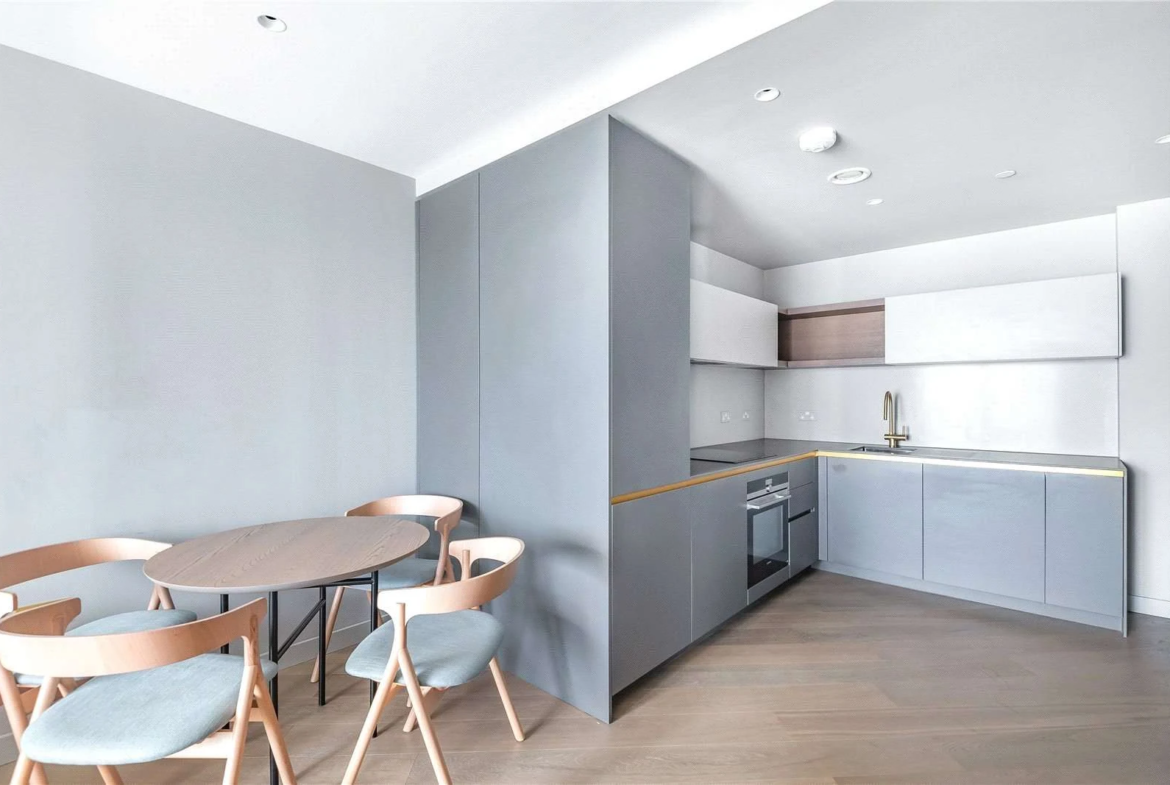 Peninsula Riverfront Greenwich London Se10 Open Plan Kitchen Dining Integrated Appliances