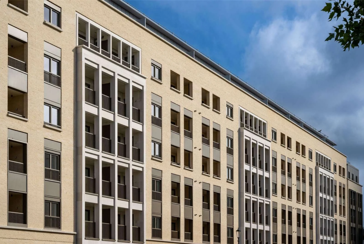 Portobello Square W10 Athlone Mansions Exterior Facade Balconies Cream Brick Development