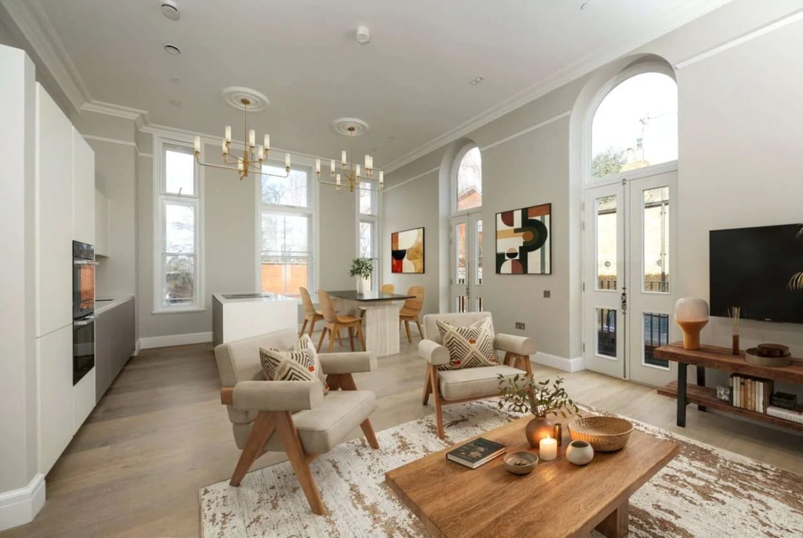 Richmond Square Apartment 05 Open Plan Kitchen Living Dining Arched Windows Terrace Richmond Tw9