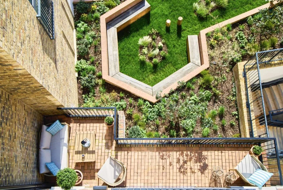 Richmond Square Private Terrace Aerial Courtyard Gardens Richmond Surrey Tw9
