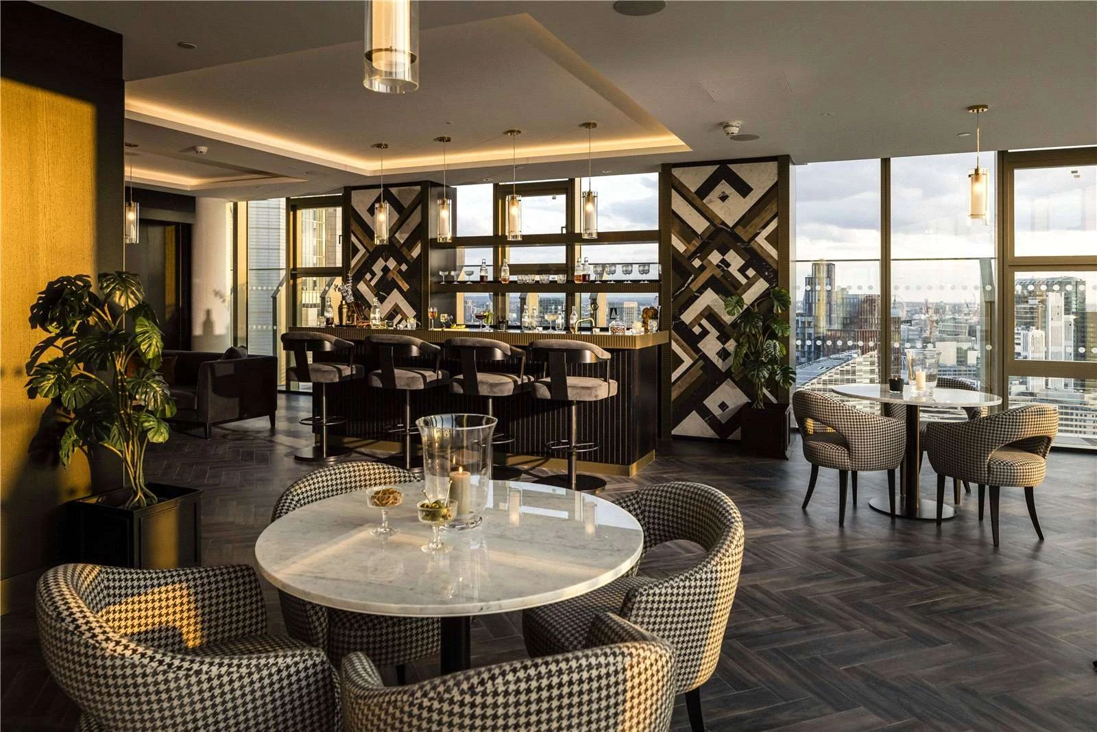 Sky Bar Lounge 32nd Floor Panoramic Views The Stage Shoreditch London Ec2a
