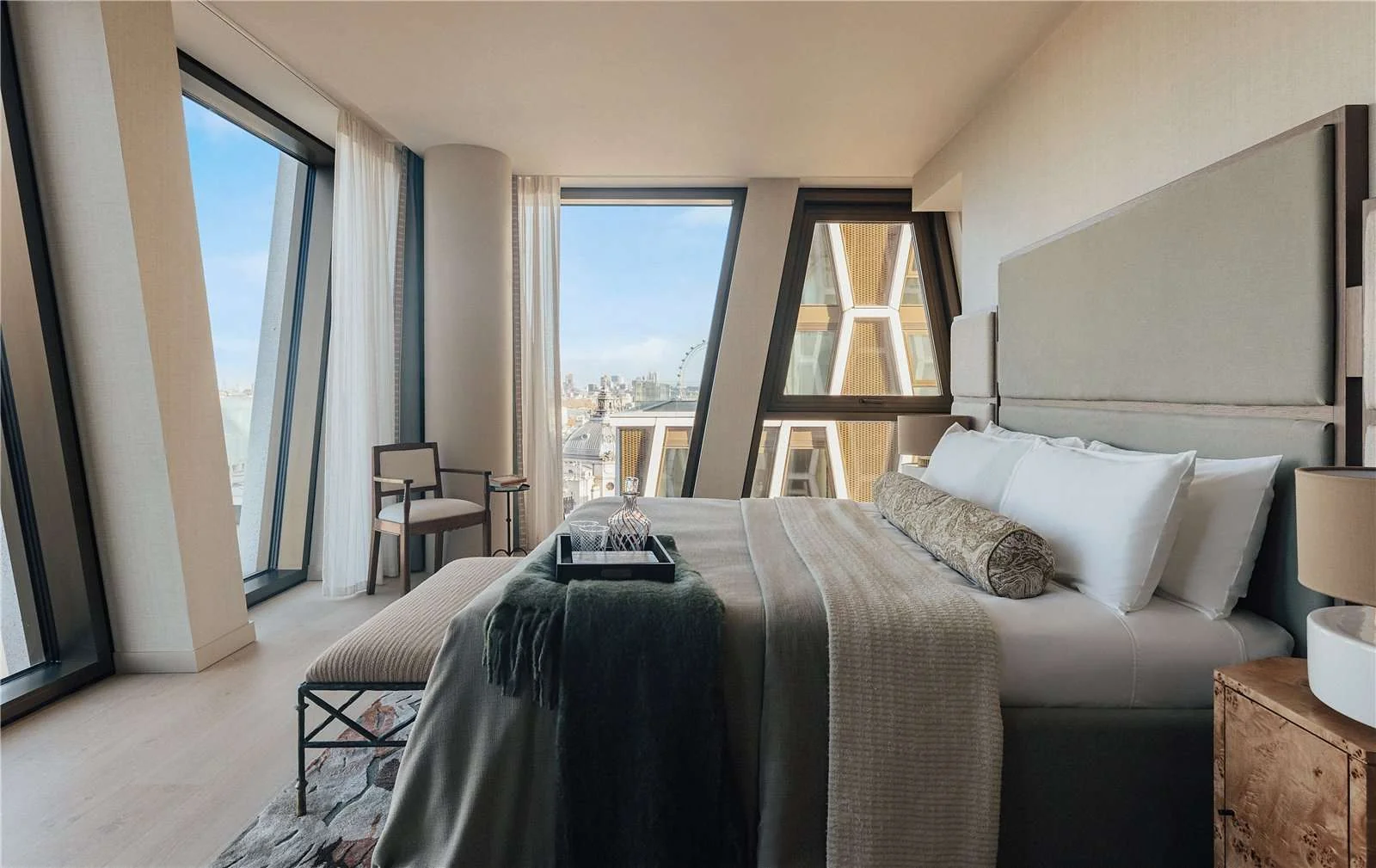 The Broadway Bedroom London Eye City Views Angled Windows Westminster Sw1h
