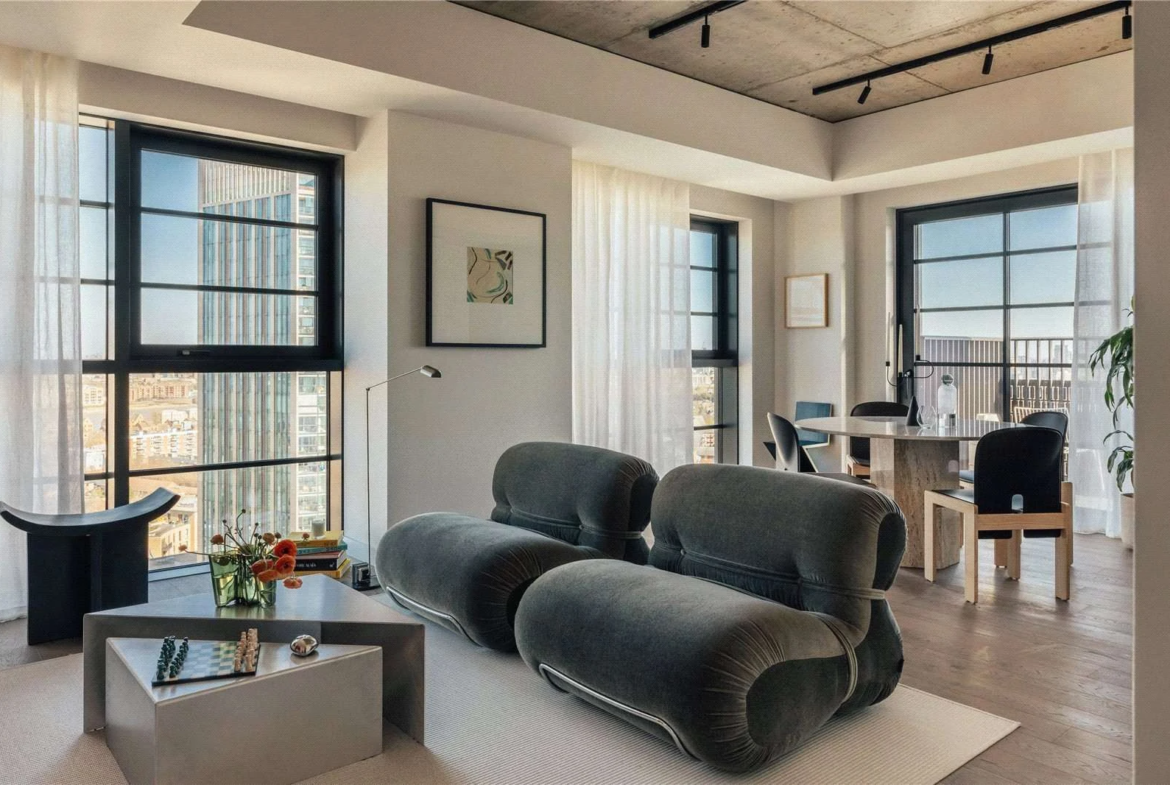 The Founding Canada Water London Se16 2bed Living Room Crittall Windows Canary Wharf View