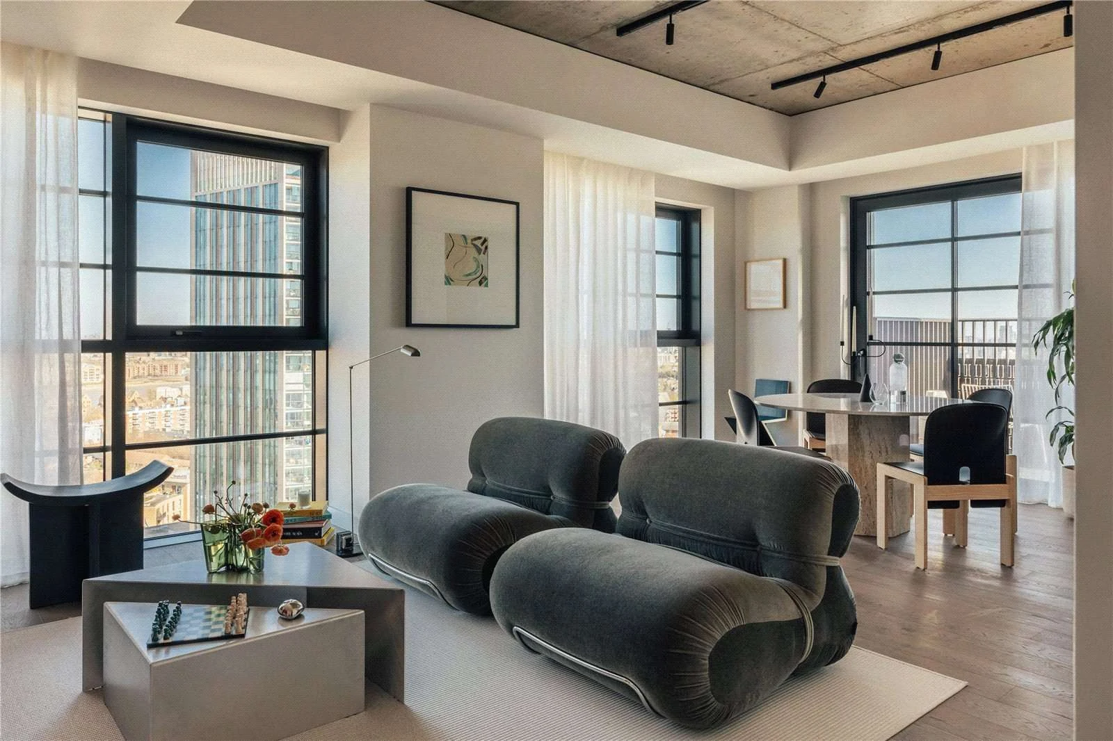 The Founding Canada Water London Se16 2bed Living Room Crittall Windows Canary Wharf View