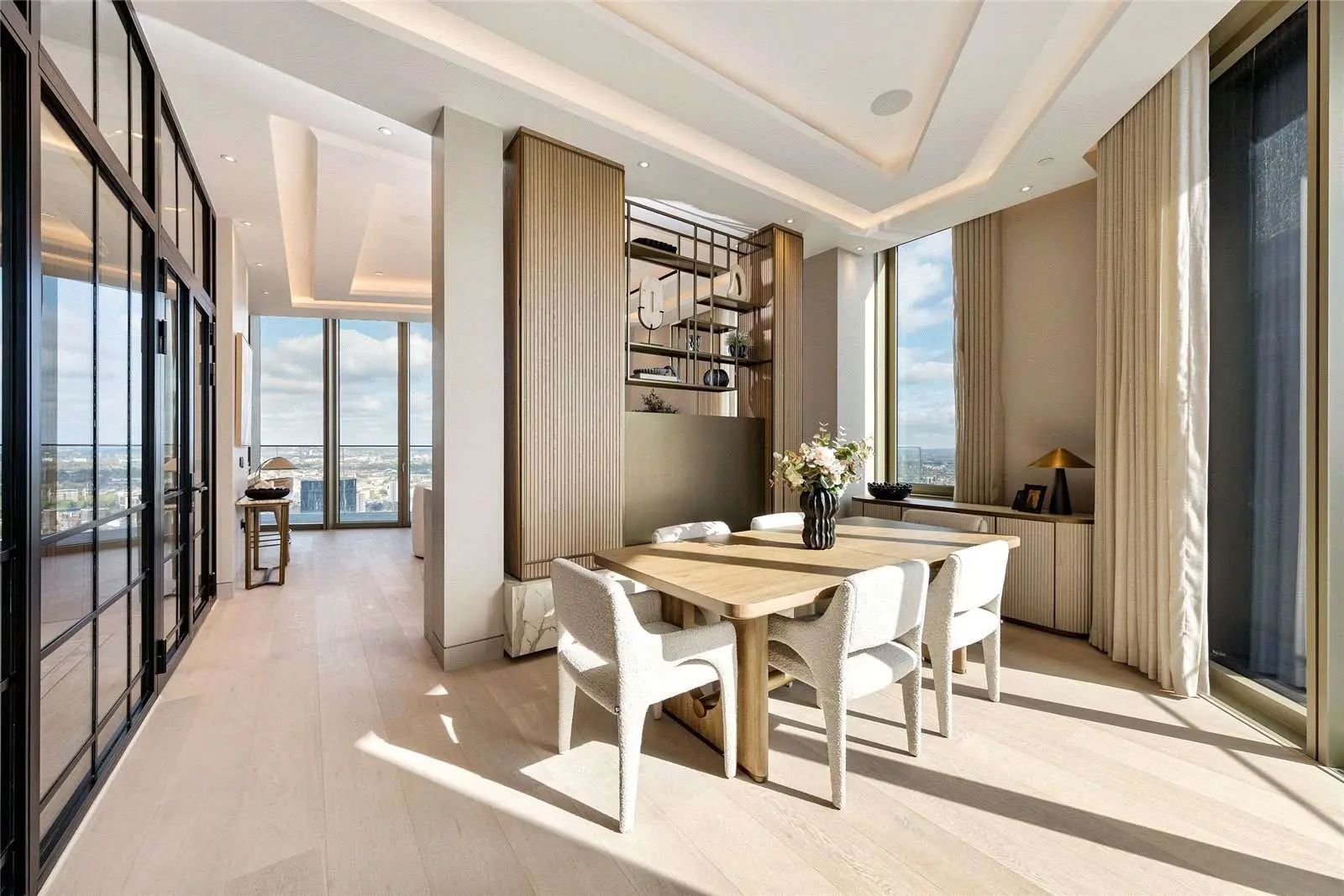The Stage 22 Hewett Street Shoreditch Ec2a Penthouse Dining Room City Views