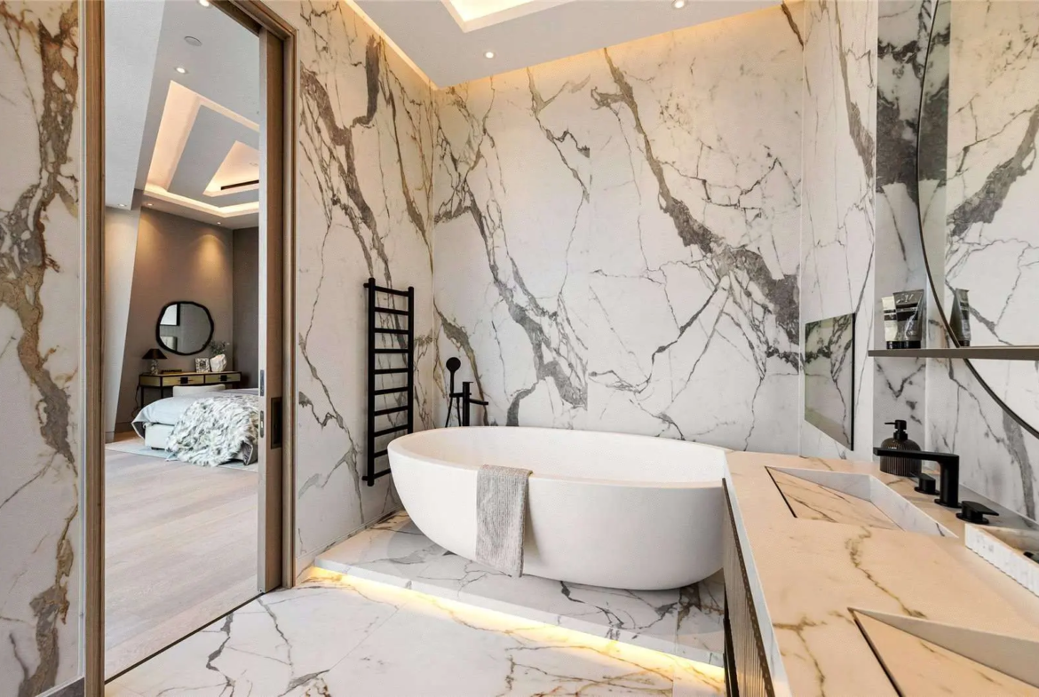 The Stage 22 Hewett Street Shoreditch Ec2a Penthouse Master Ensuite Freestanding Bath