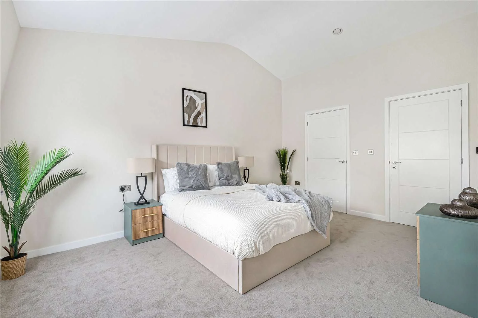The Warwick Ealing W5 Mews House Principal Bedroom Vaulted Ceiling
