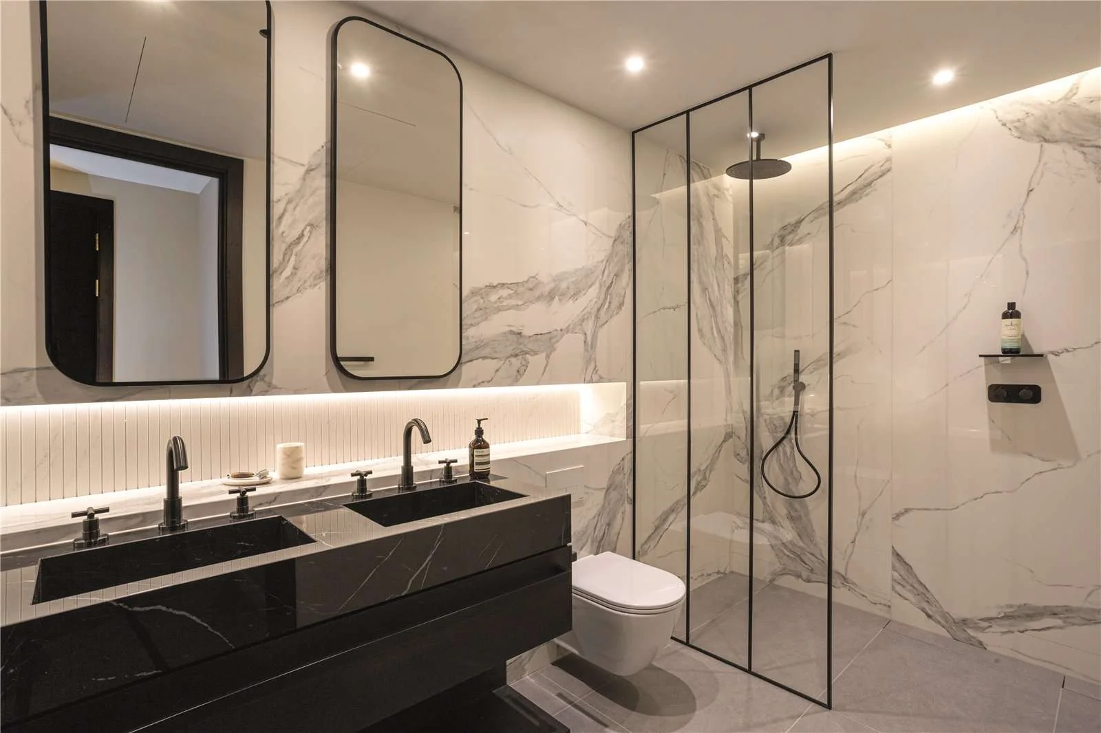 Triptych Bankside 185 Park Street Se1 9bl Bathroom Marble Double Basin Rain Shower London