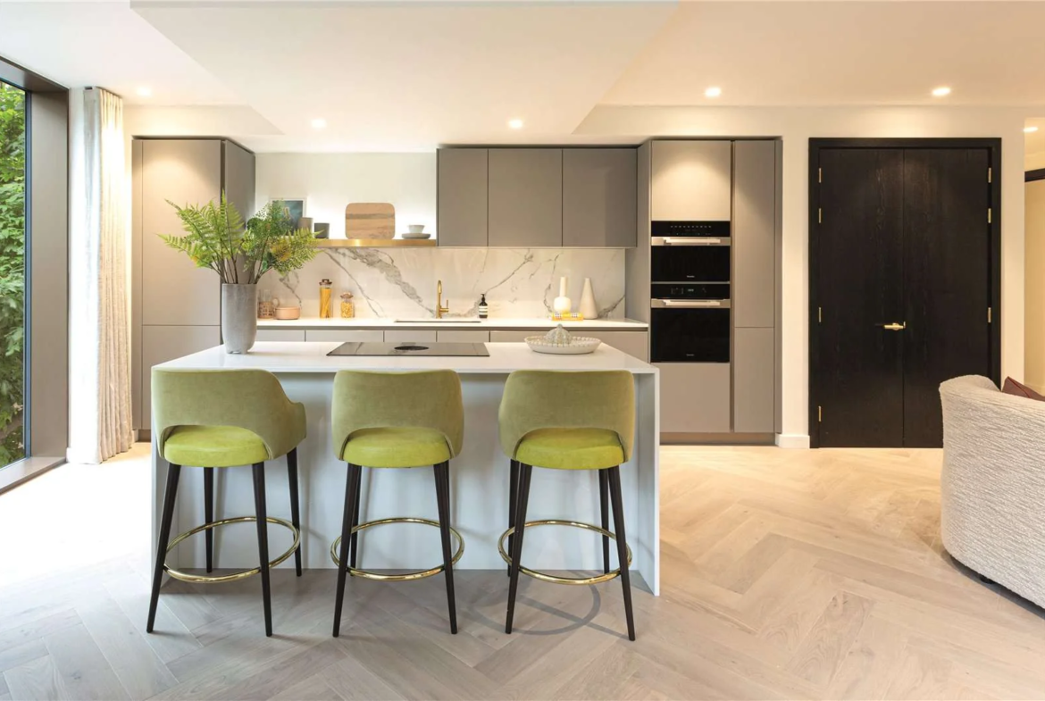 Triptych Bankside 185 Park Street Se1 9bl Kitchen Island Marble Splashback Herringbone Floor London