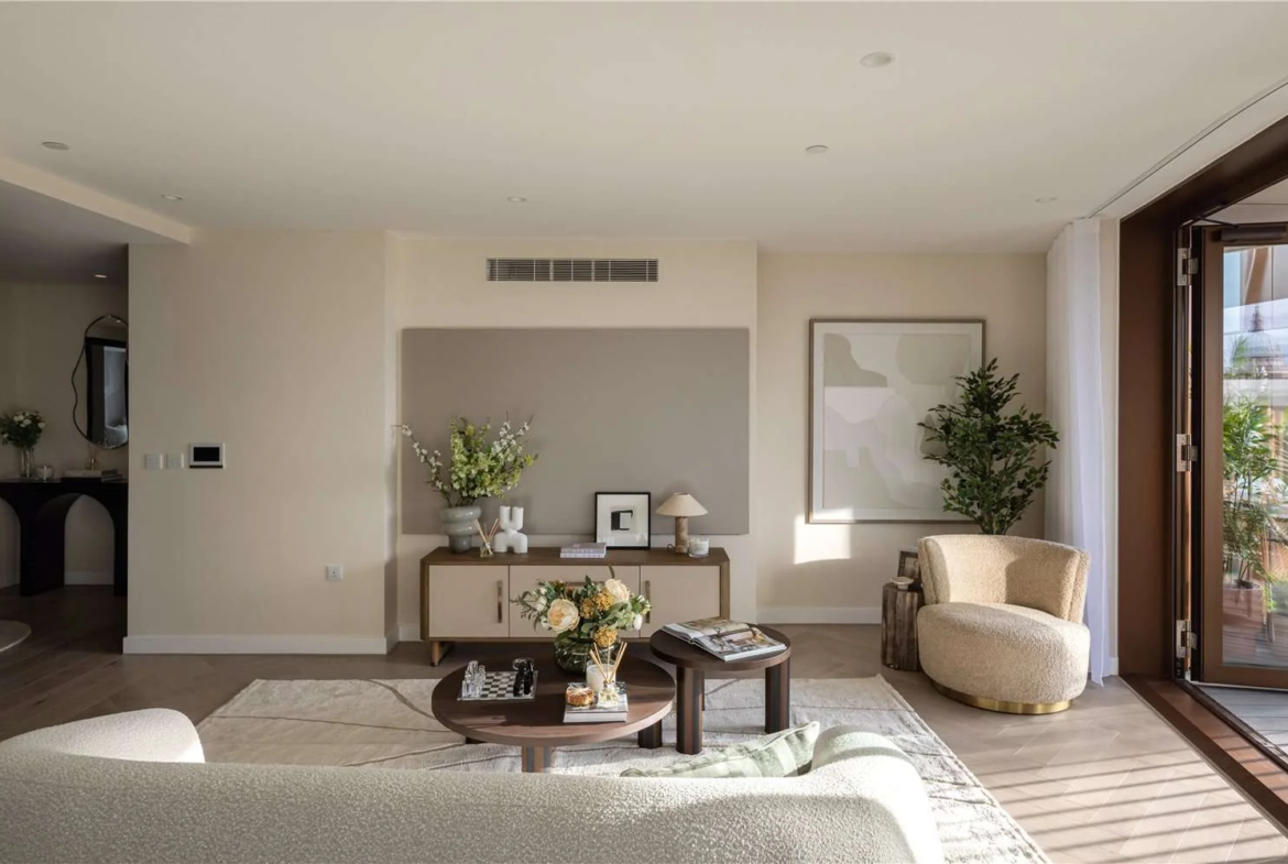 Triptych Bankside Eastern Building Se1 London Living Room Tv Wall Balcony Herringbone Floor