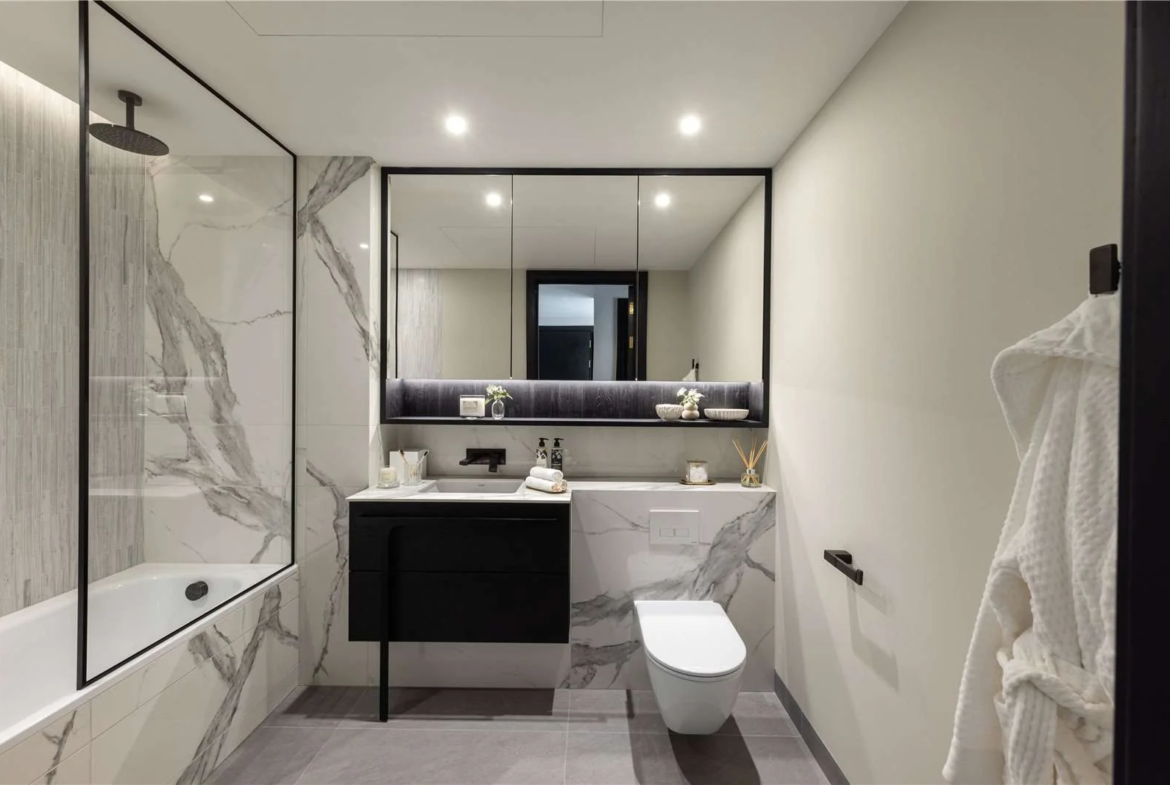Triptych Bankside Eastern Building Se1 London Marble Bathroom Bath Shower Black Fixtures