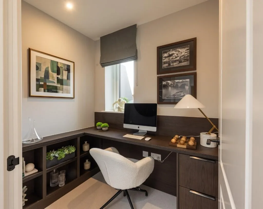 twickenham-square-london-square-home-study-office-tw2 Twickenham Square London Square Home Study Office Tw2