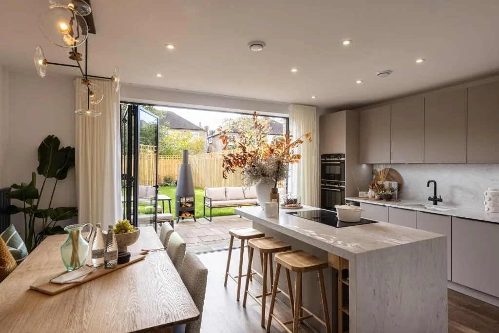 Twickenham Square London Square Open Plan Kitchen Island Bifolds Tw2