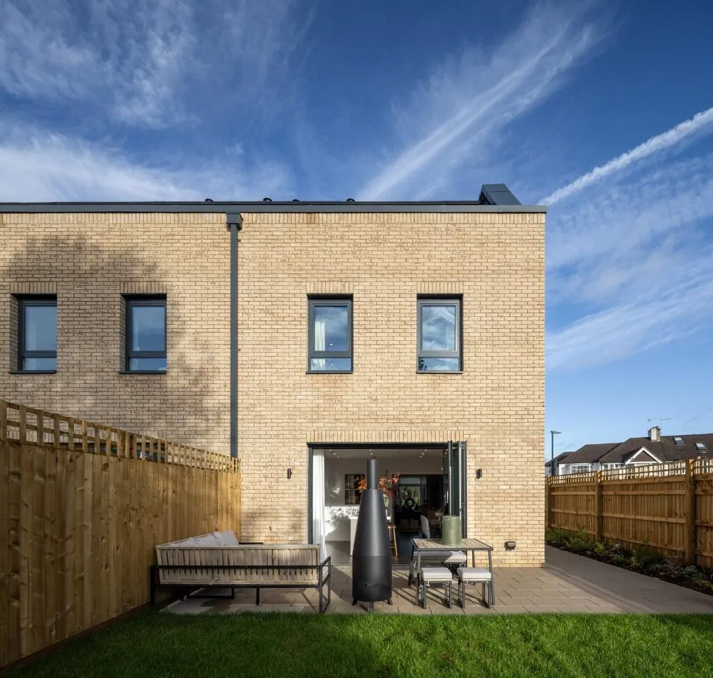 twickenham-square-london-square-rear-garden-patio-bifold-doors-tw2 Twickenham Square London Square Rear Garden Patio Bifold Doors Tw2