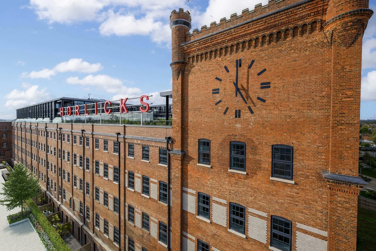 horlicks-quarter-slough-sl1-clocktower-exterior Horlicks Quarter Slough Sl1 Clocktower Exterior