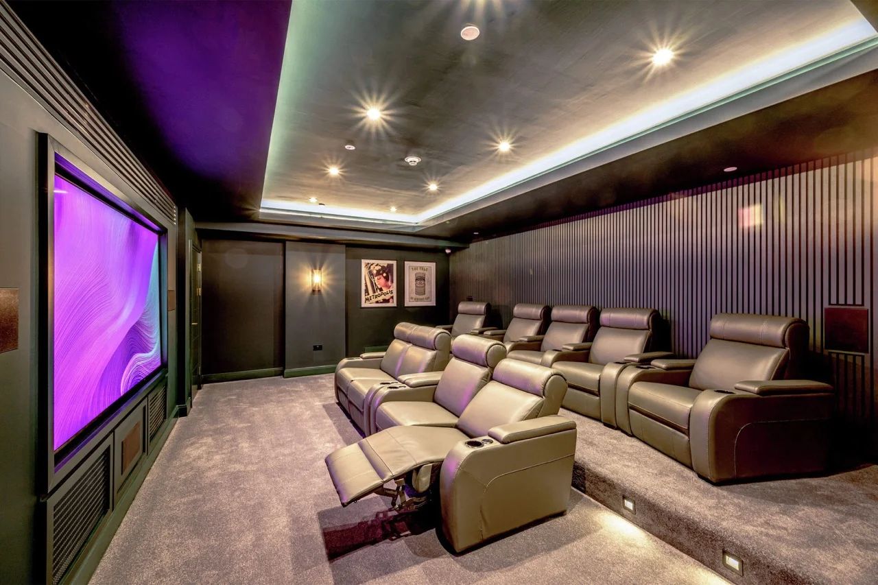 horlicks-quarter-slough-sl1-residents-cinema-room Horlicks Quarter Slough Sl1 Residents Cinema Room