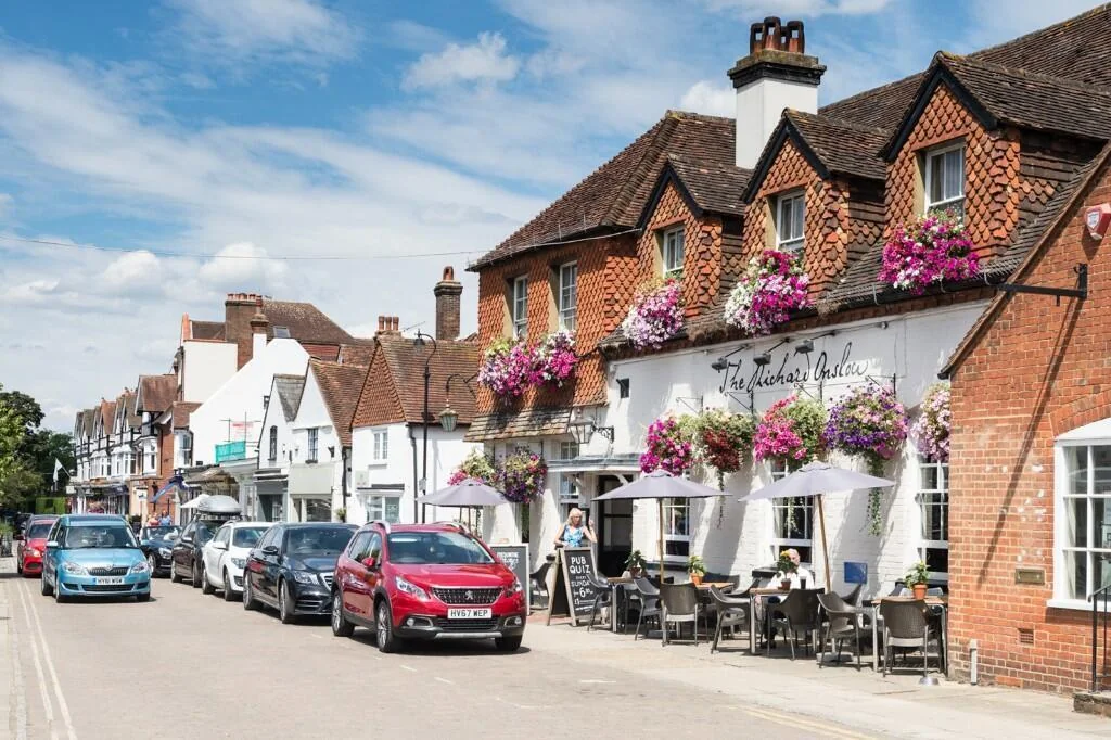 Leighwood Fields Cranleigh High Street Village Surrey Gu6
