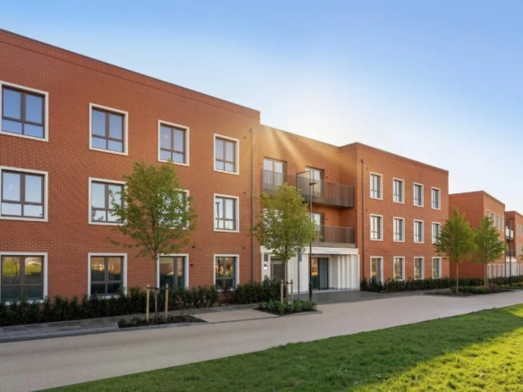 London Square Wandsworth Common Sw17 Exterior Hawthorn Apartments