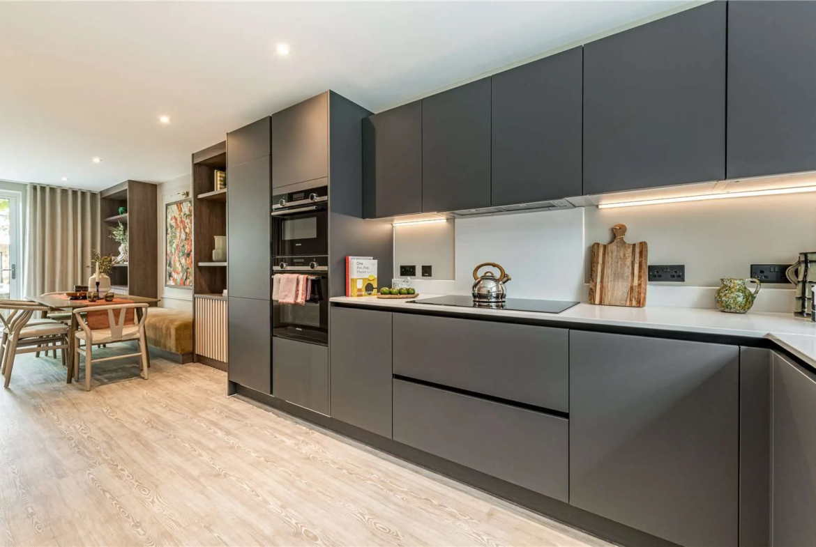 North Gate Park London N15 Open Plan Kitchen Siemens Appliances