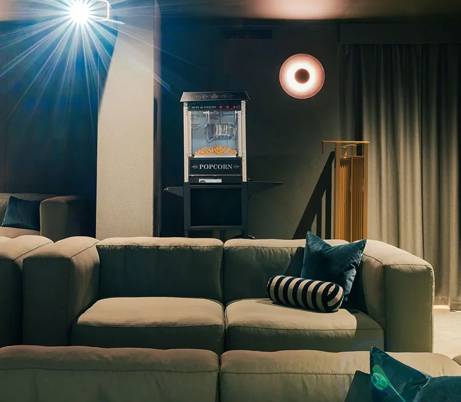 Woodberry Down Private Cinema Room Popcorn Machine London N4