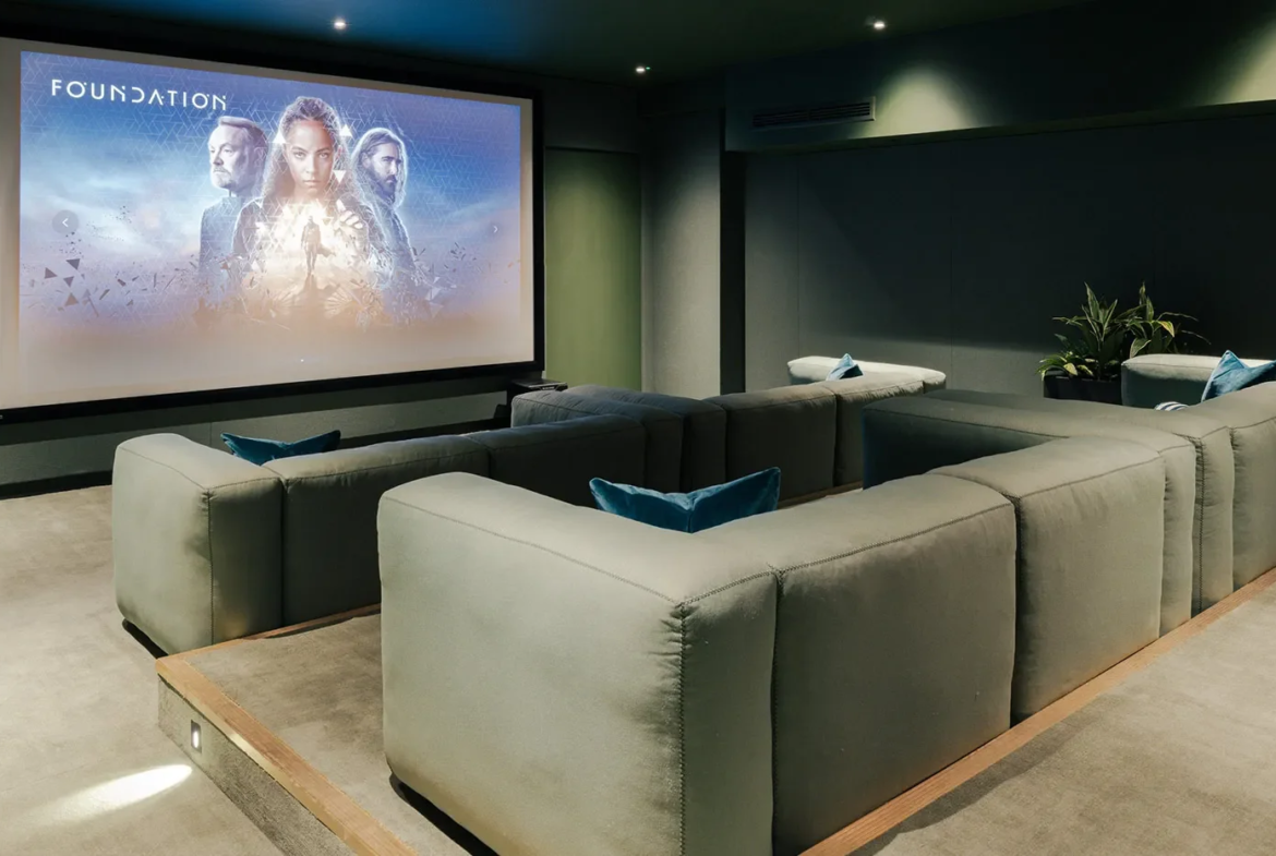 Woodberry Down Residents Private Cinema Room Finsbury Park London N4