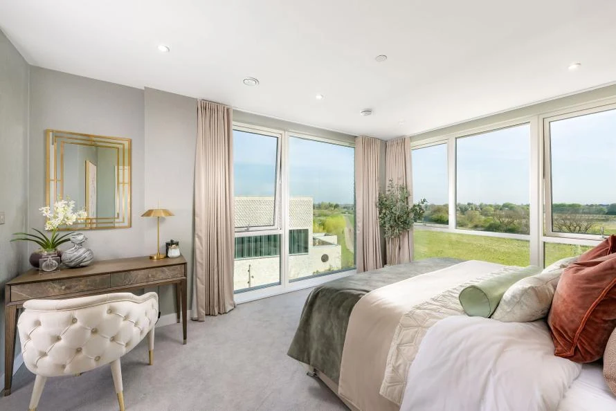 Cambridge The Icon Principal Bedroom