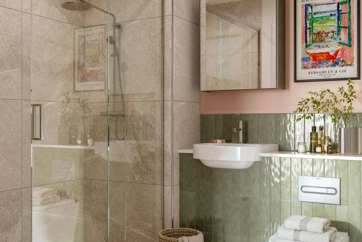 Hertford Locks Bathroom