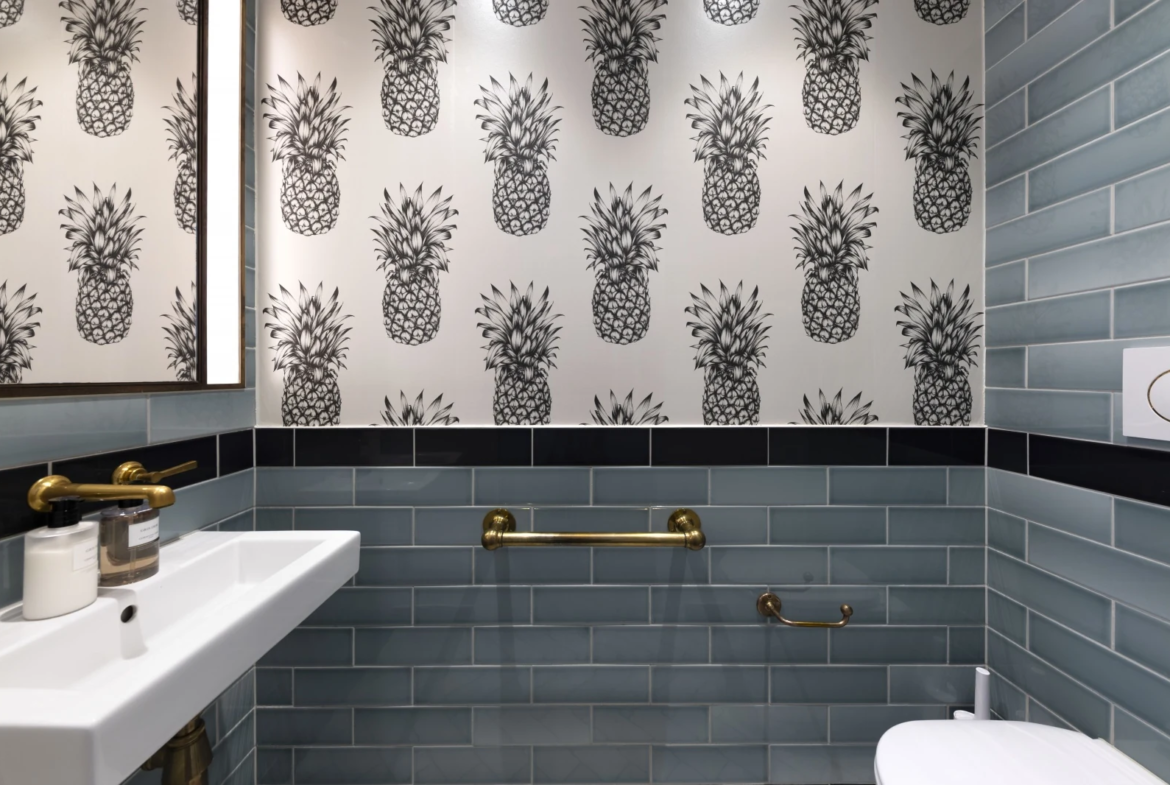 Switch House West Guest Wc